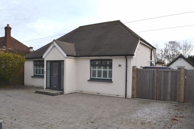 2 bed bungalow for sale in Thorpe Avenue, Tonbridge TN10, £695,000 Zoopla