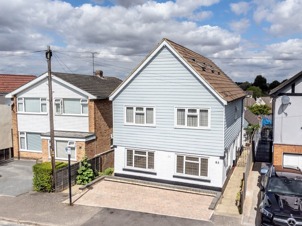 4 bed detached house for sale in Kingsmead Road, Stortford