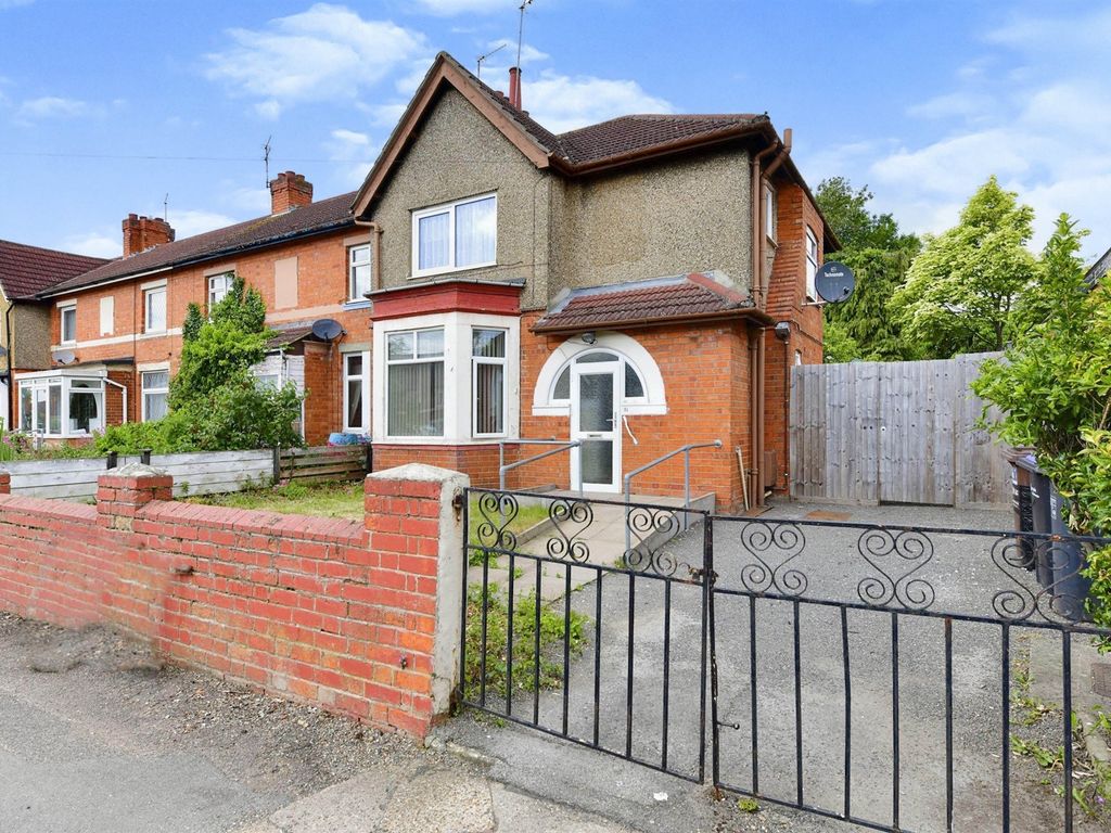 3 bed end terrace house for sale in Kingsland Avenue, Kingsthorpe