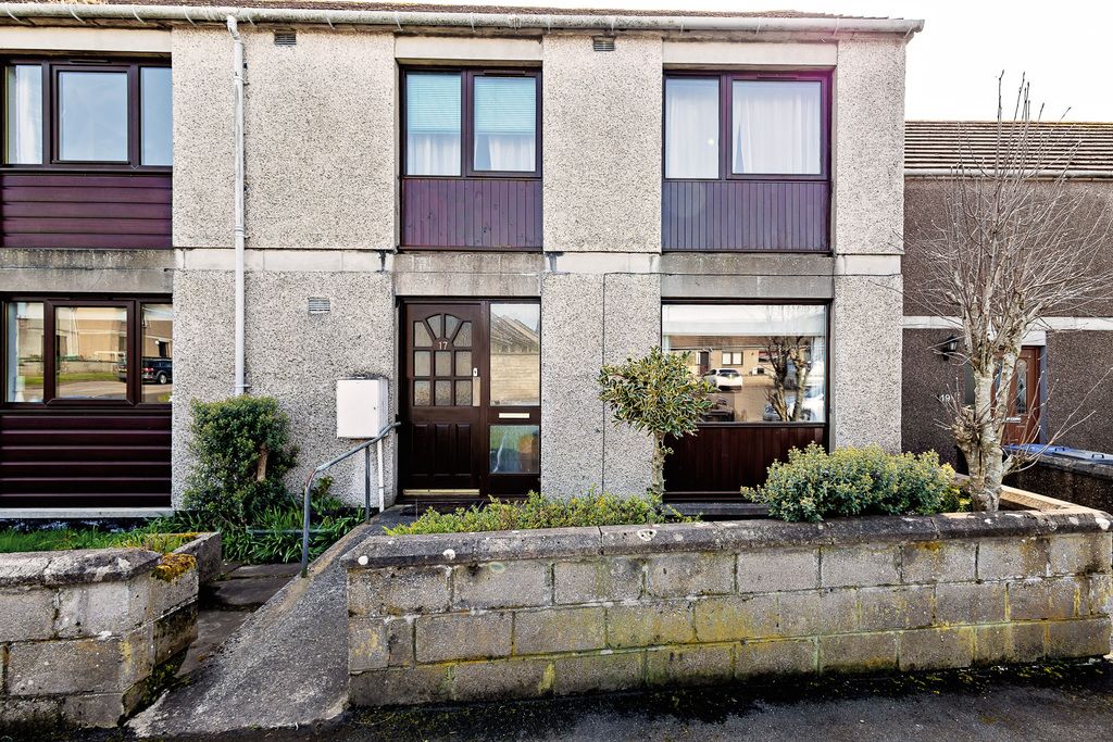3 bed terraced house for sale in Avenue, Wick KW1, £88,000 Zoopla