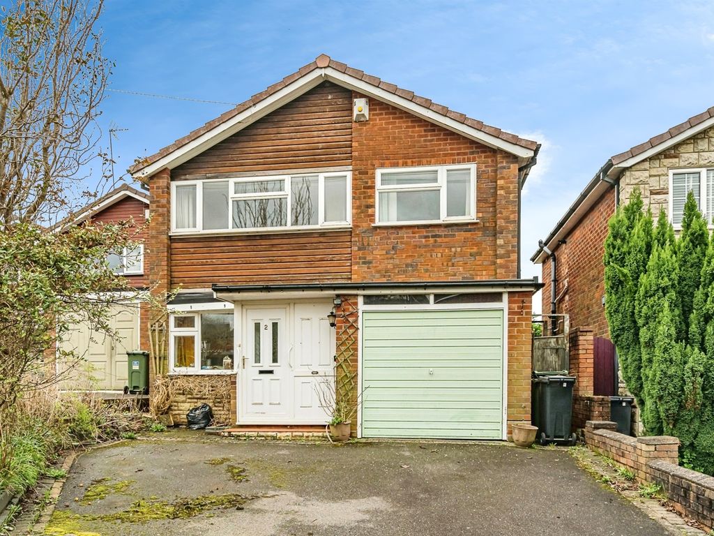 3 bed detached house for sale in Hopyard Close, Lower Gornal, Dudley