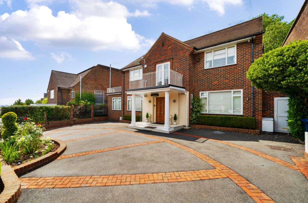 6 bed detached house for sale in Chatsworth Road, Ealing W5, £3,450,000