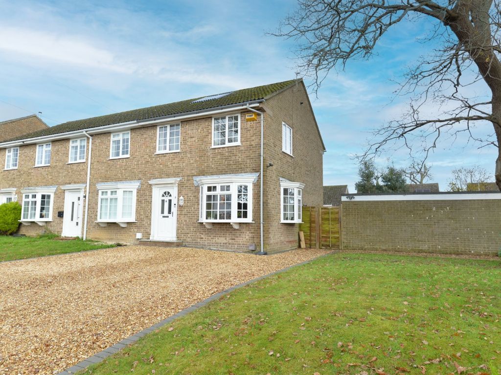 3 bed end terrace house for sale in York Avenue, New Milton BH25, £