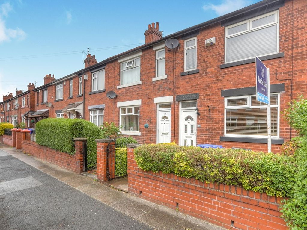 3 bed terraced house to rent in Prince Edward Avenue, Denton