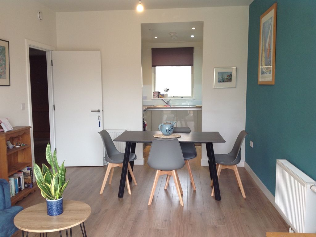 1 bed flat for sale in Mast Street, Barking IG11 Zoopla