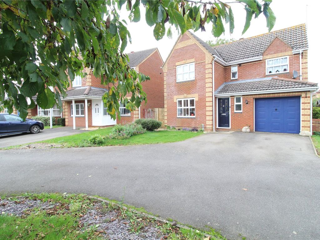 4 bed detached house for sale in Wild Cherry Close, Woodford Halse