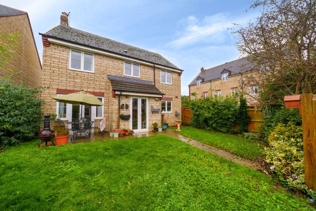 4 bed detached house for sale in Farm Piece, Stanford In The Vale