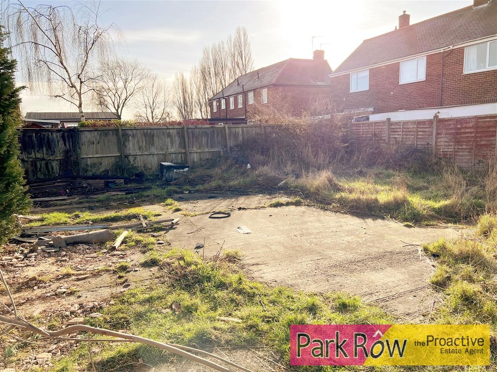 Land for sale in Rookhill Road, Pontefract WF8 Zoopla