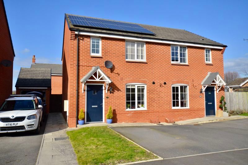 3 bed semidetached house for sale in Banks Road, Badsey, Evesham WR11