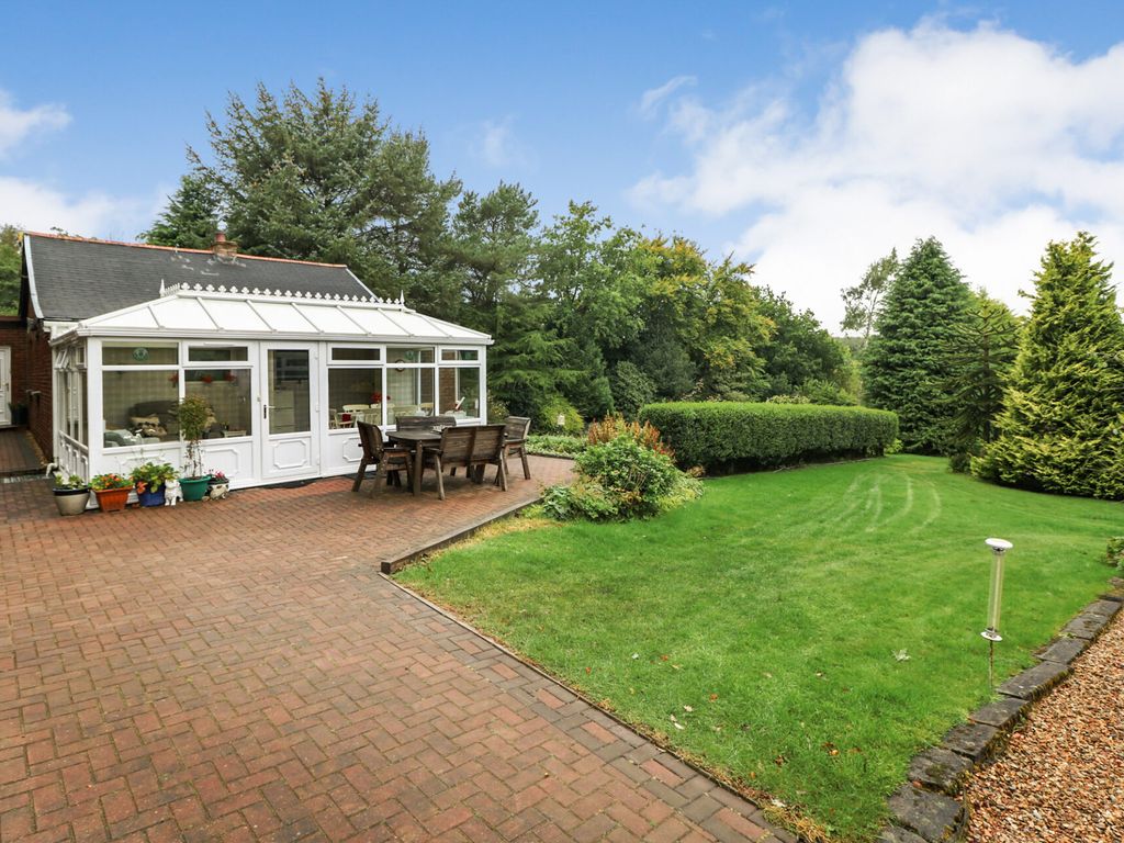 3 bed detached bungalow for sale in Candie Croft, Candie FK1, £299,950