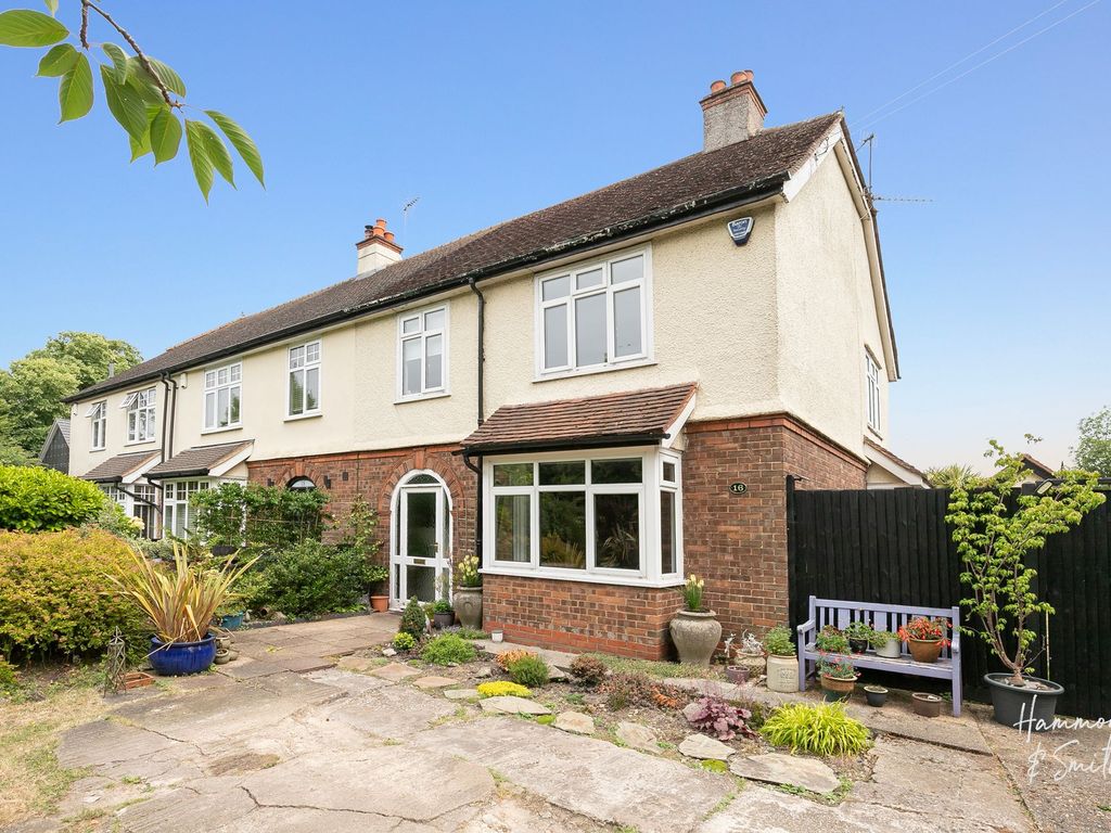 3 bed end terrace house for sale in Palmers Hill, Epping CM16 Zoopla