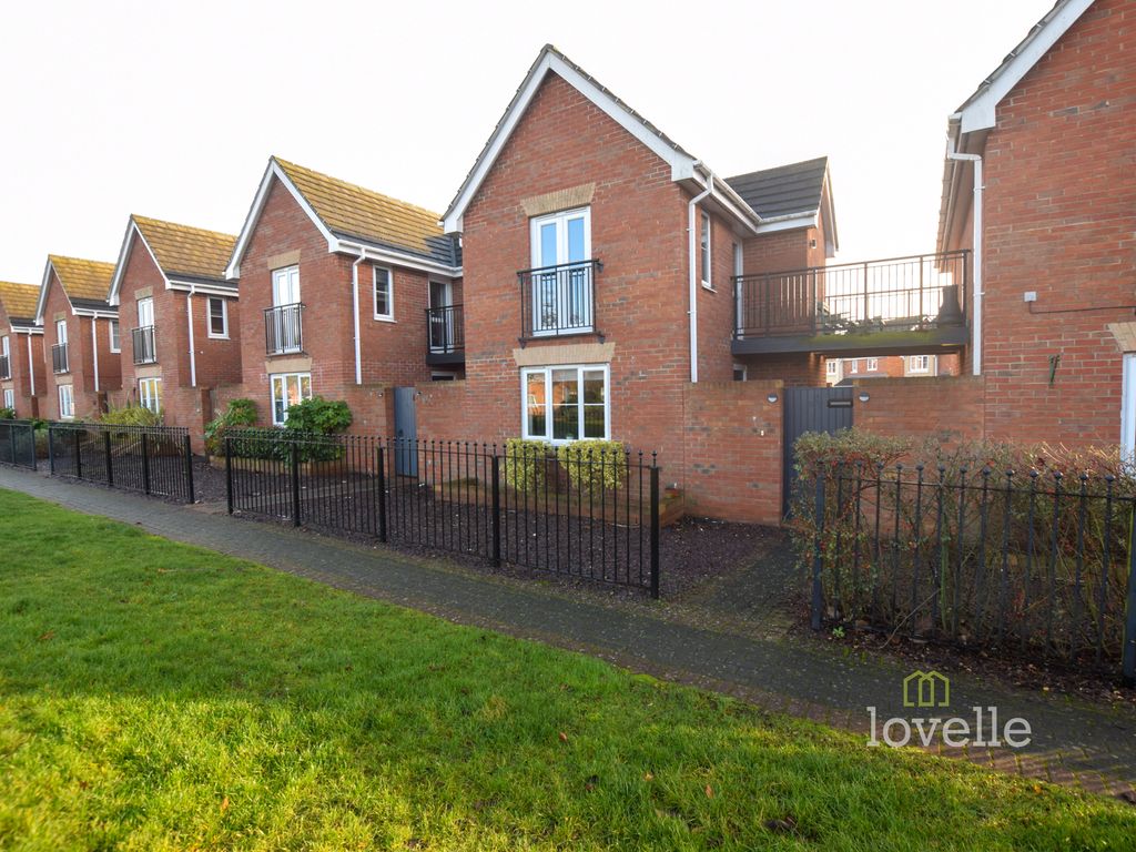 2 bed detached house for sale in Sunningdale Way, Gainsborough DN21 Zoopla