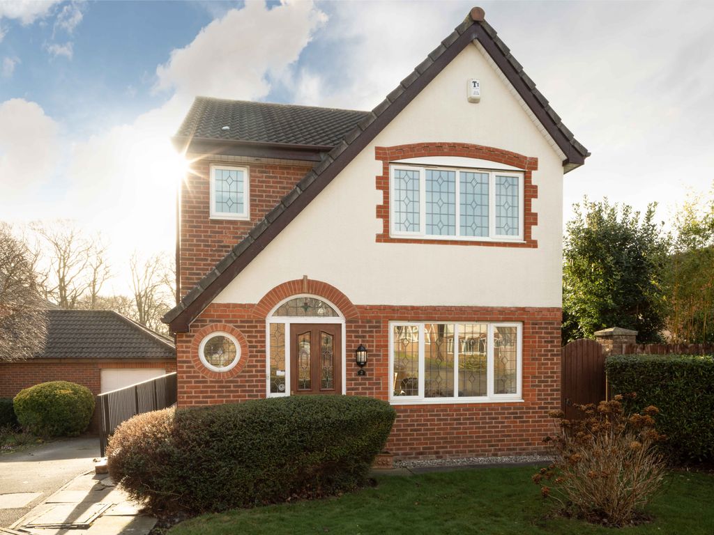 3 bed detached house for sale in Woodlea Grove, Meanwood, Leeds LS6