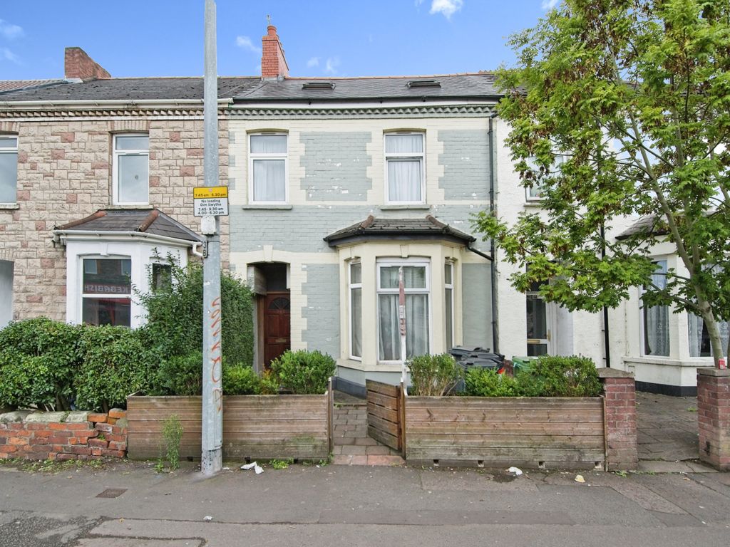 1 bed flat for sale in Penarth Road, Cardiff CF11, £105,000 Zoopla