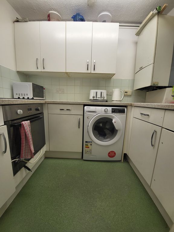 1 bed flat to rent in Dunbar Street, London SE27, £1,252 pcm Zoopla