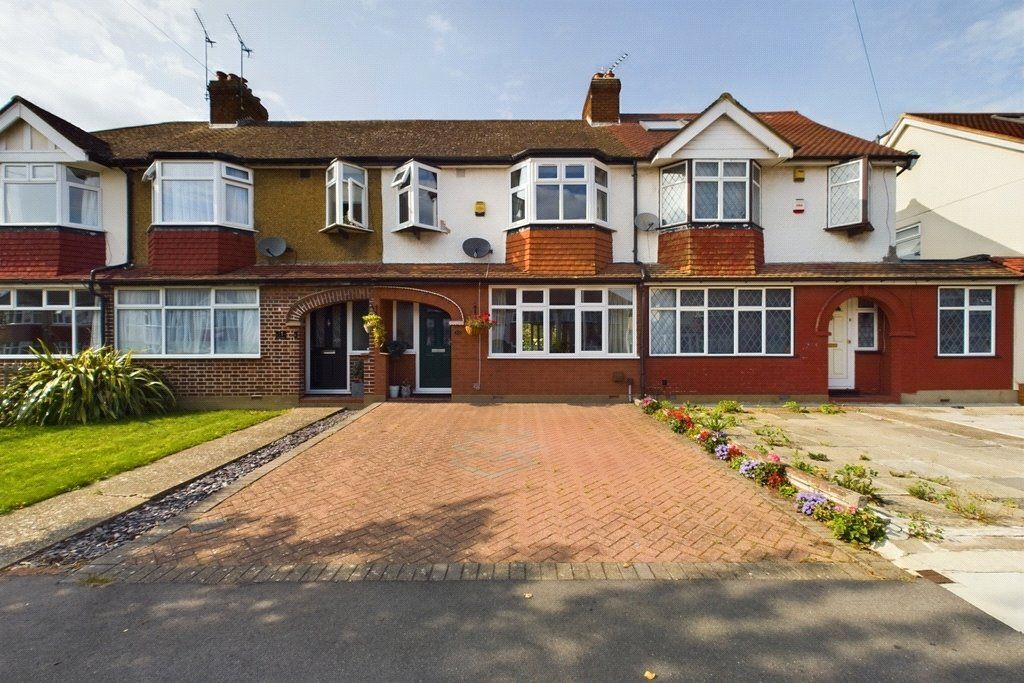 3 bed terraced house for sale in Palace Road, Ruislip HA4, £530,000