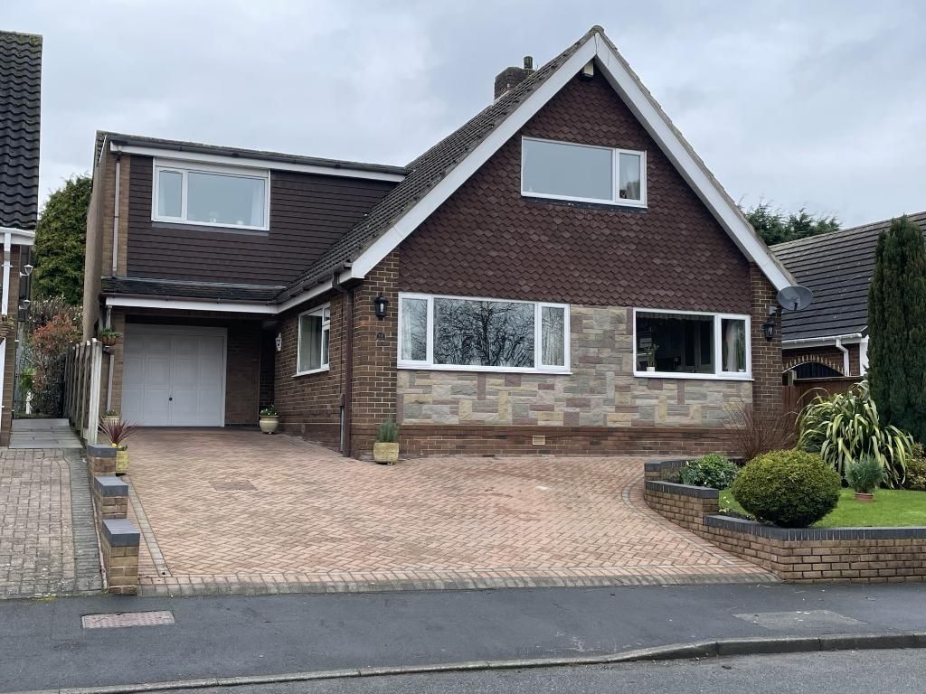 5 bed detached house for sale in Warstone Drive, West Bromwich B71, £