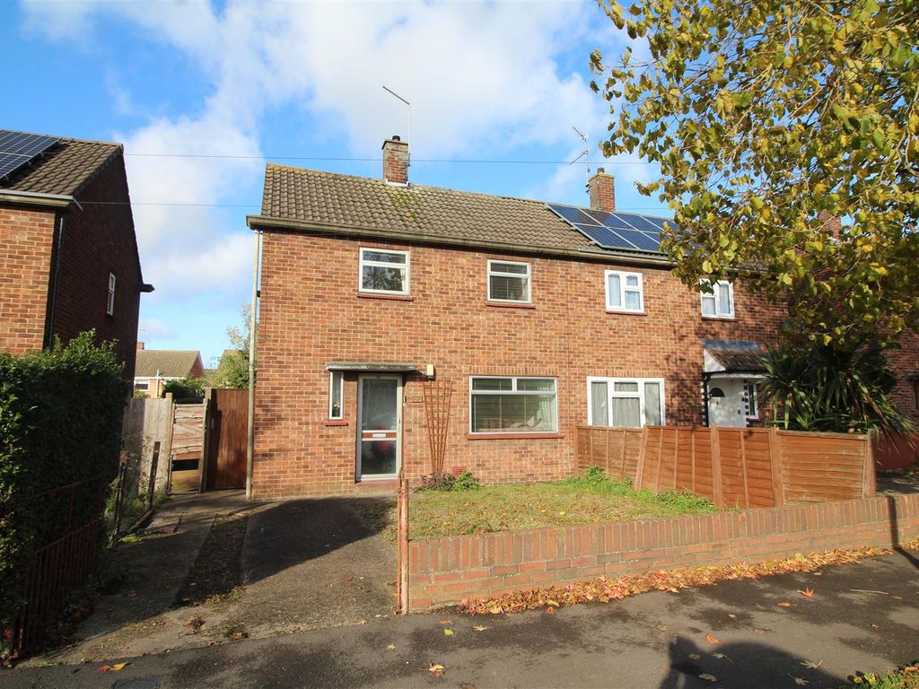 2 bed semidetached house for sale in Western Avenue, Dogsthorpe