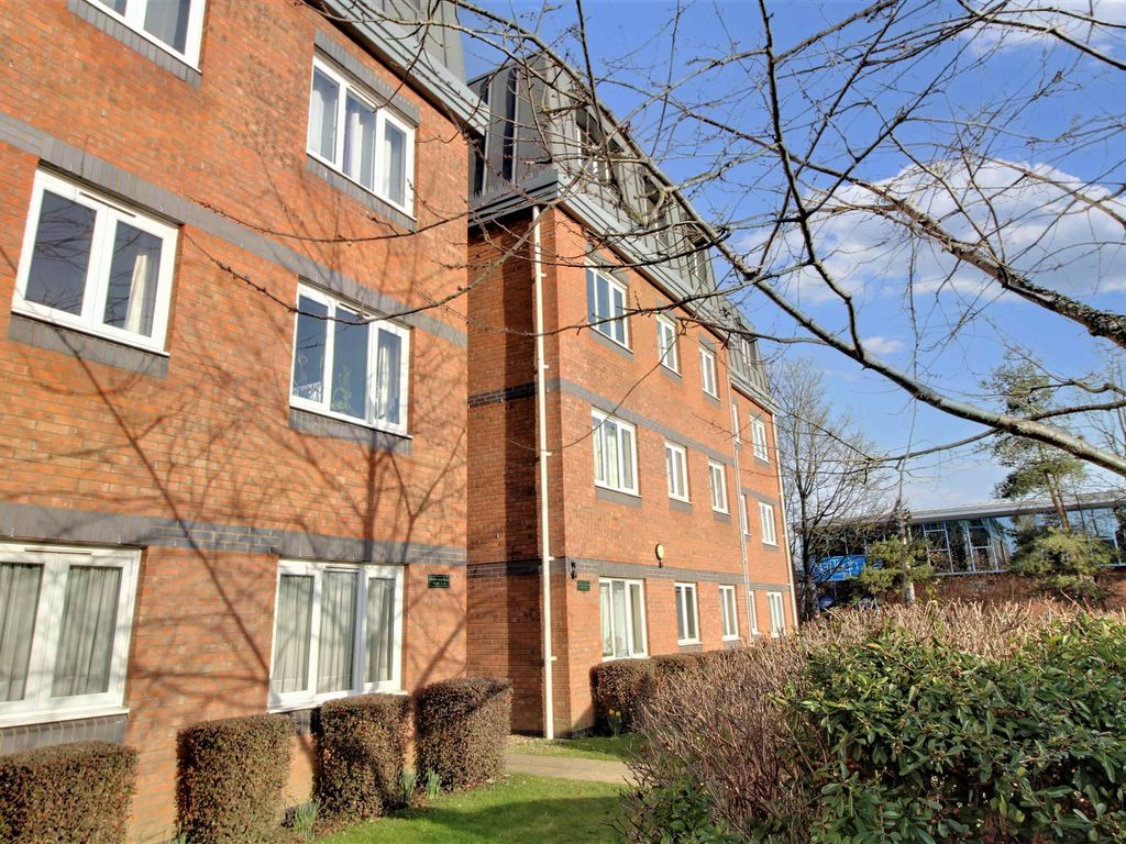 2 bed flat to rent in De Havilland House, Endymion Mews, Hatfield, Herts AL10 Zoopla