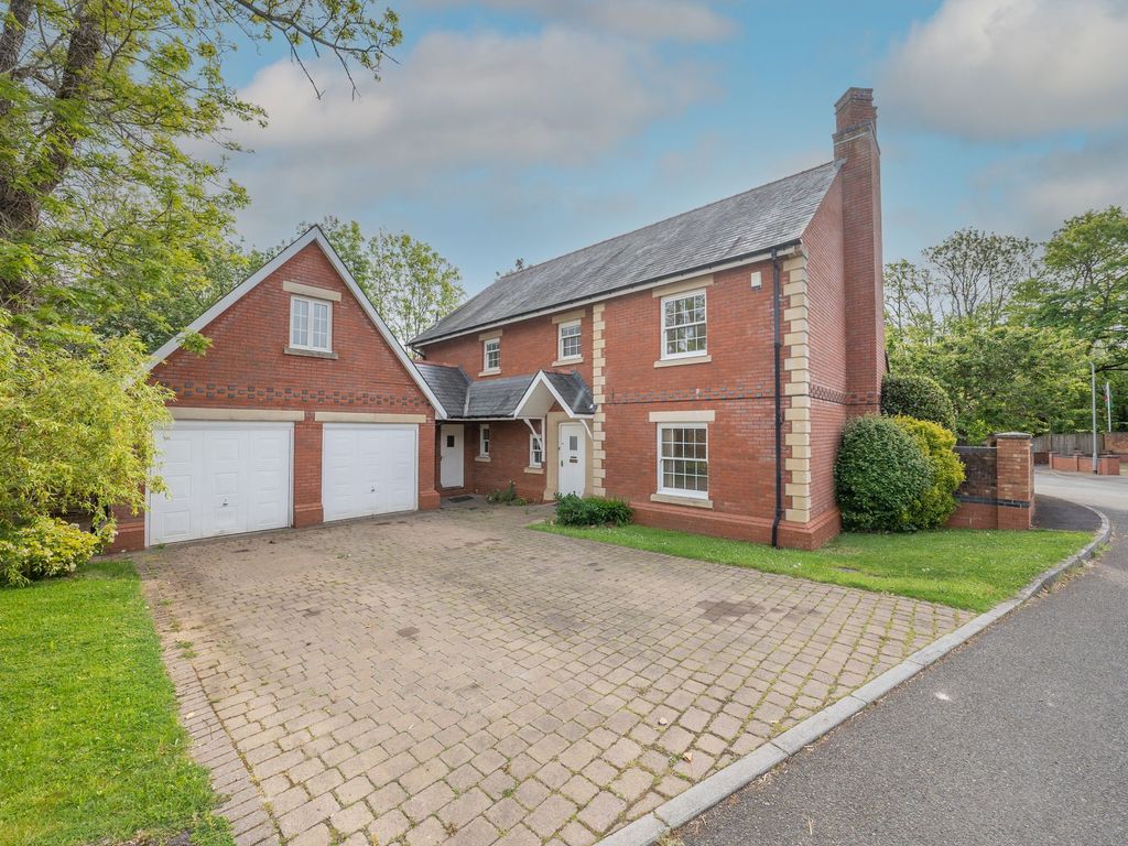 4 bed detached house for sale in Cwrt Bryn Derwen, Usk NP15 Zoopla