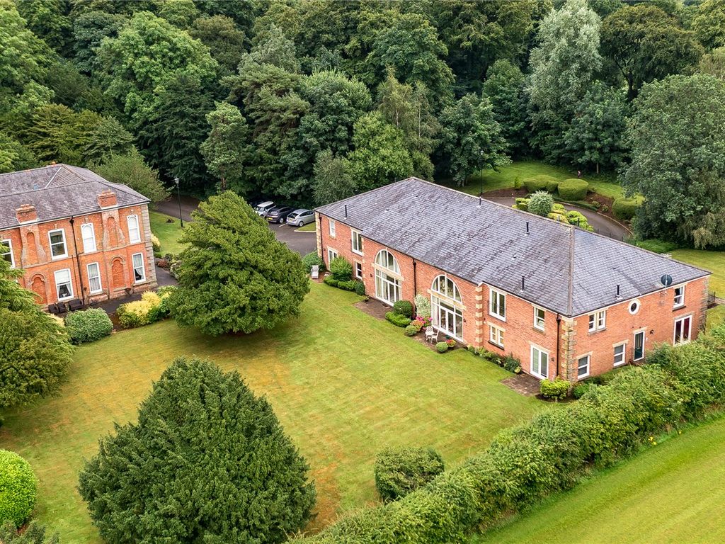 3 bed town house for sale in Runshaw Hall, Runshaw Hall Lane, Euxton