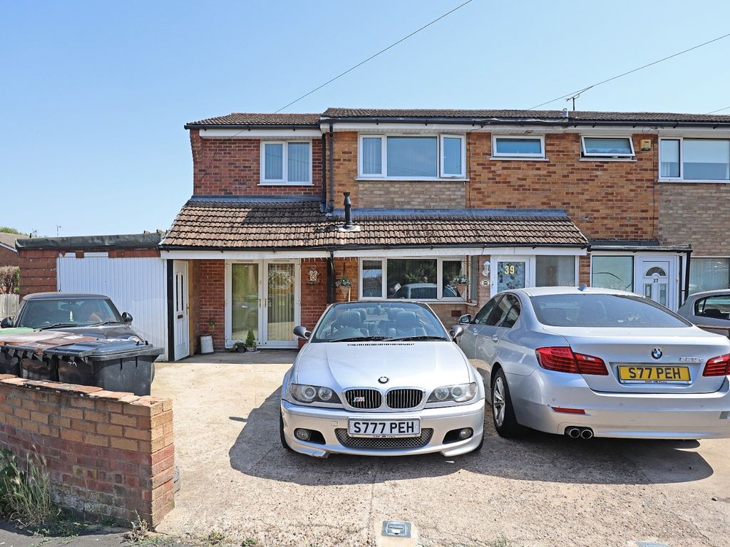 5 bed end terrace house for sale in Mallard Avenue, Stockingford, Nuneaton CV10 Zoopla