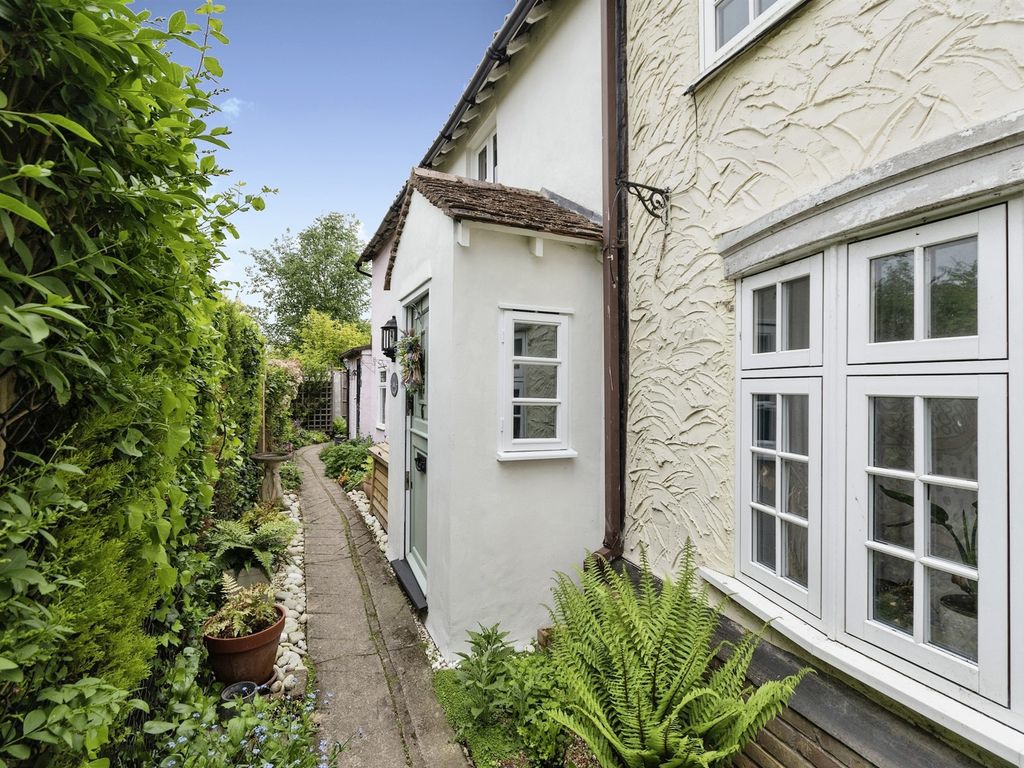 2 bed terraced house for sale in The Causeway, Bassingbourn, Royston