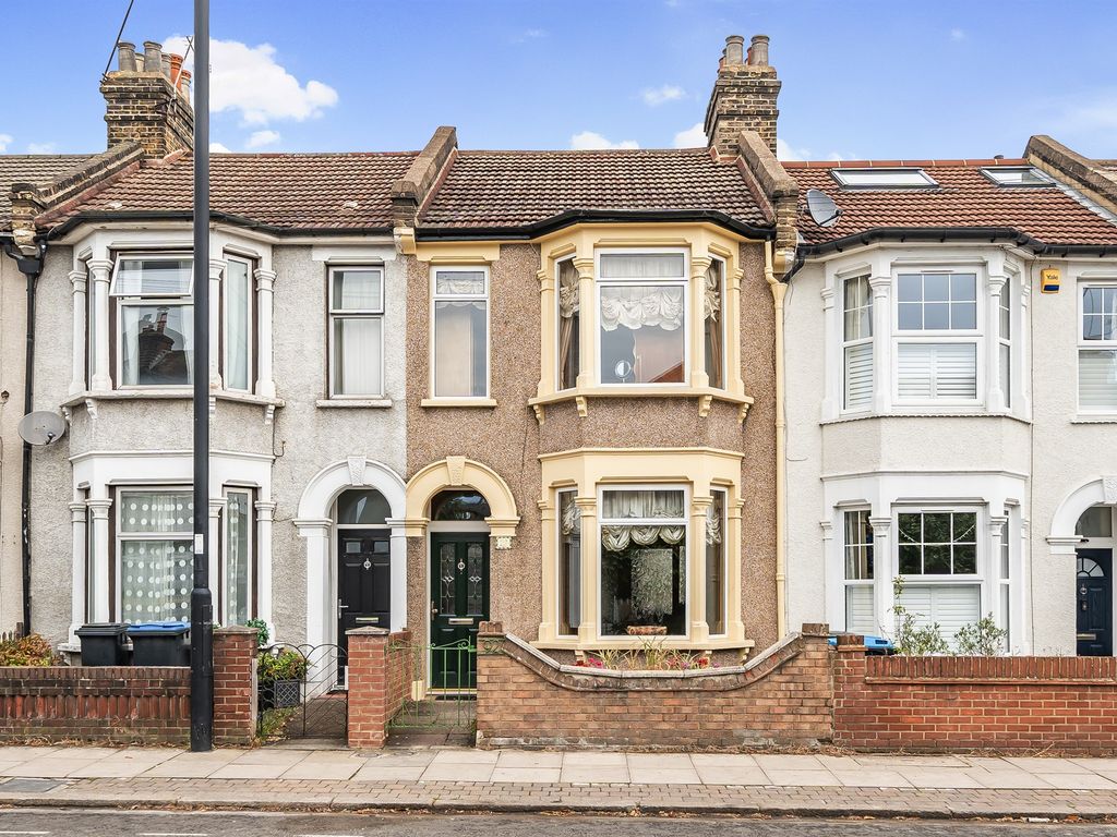 3 bed terraced house for sale in Lincoln Road, Enfield EN1, £450,000