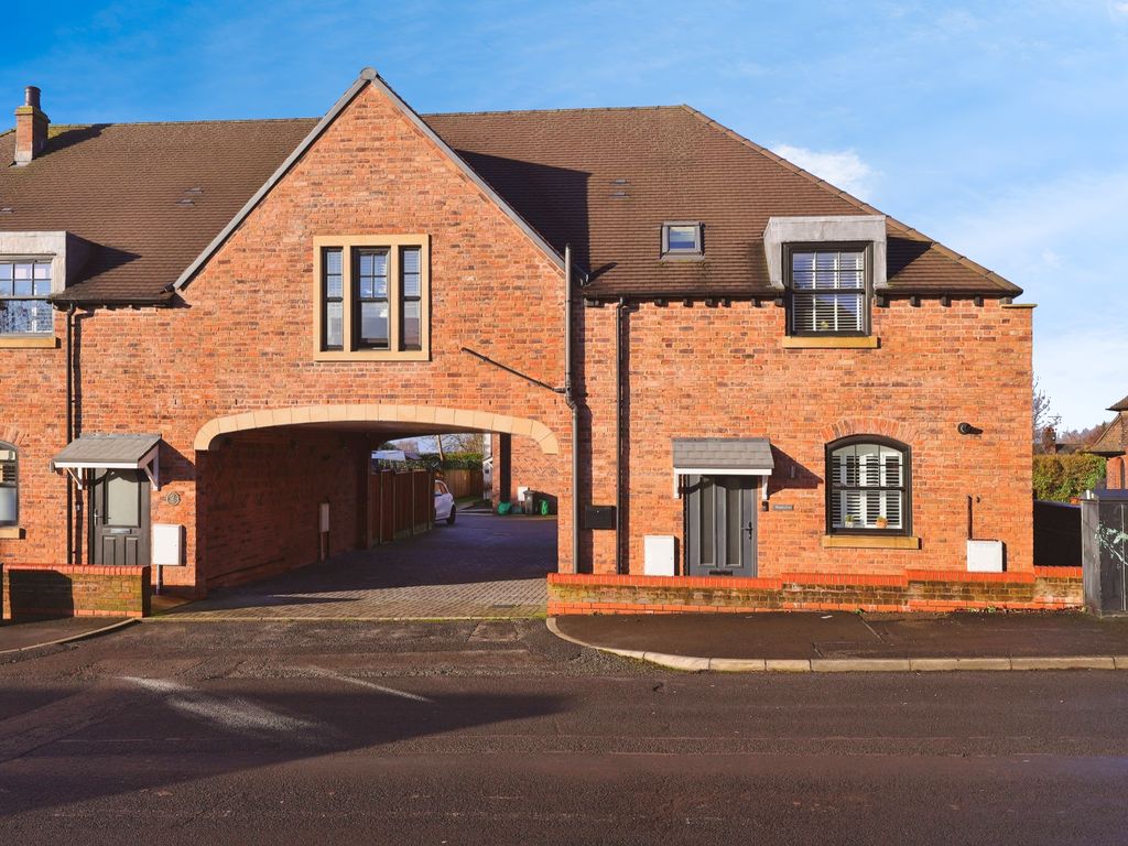 4 bed end terrace house for sale in Etterby Road, Carlisle CA3, £