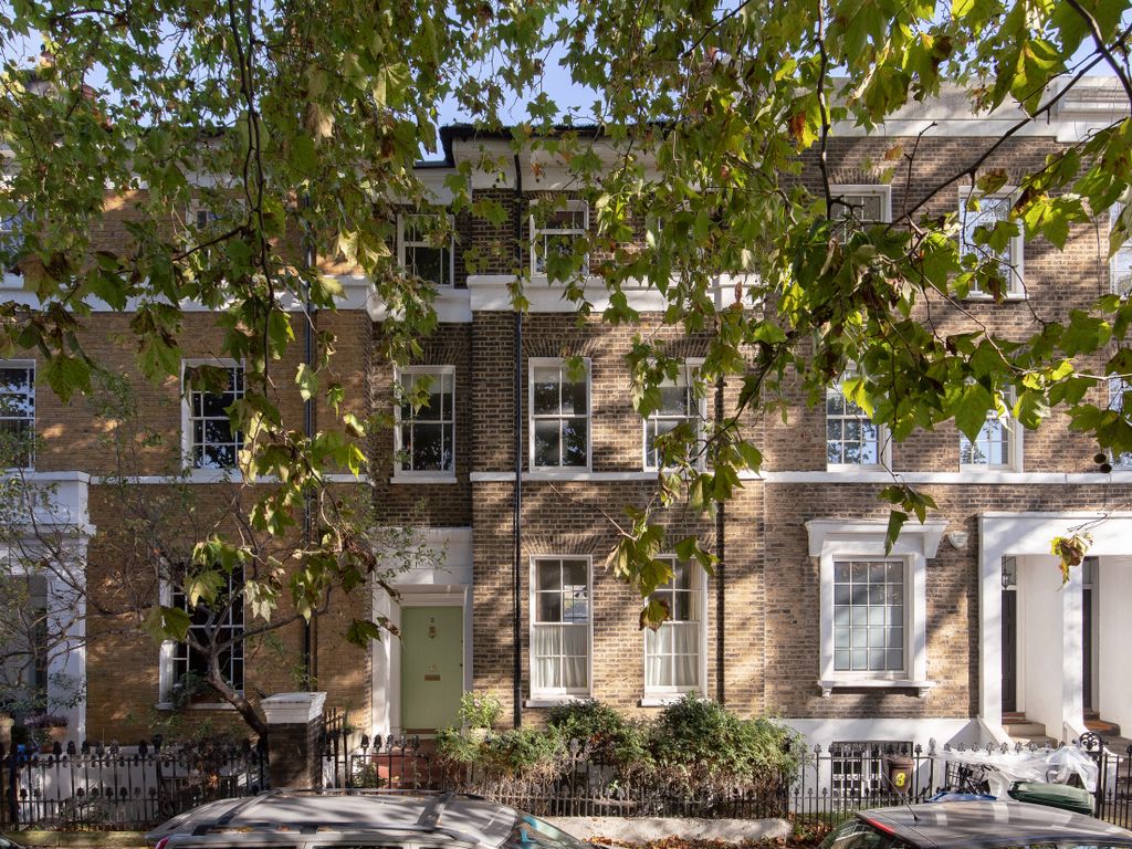 4 bed terraced house for sale in Sutherland Square, Walworth SE17 Zoopla