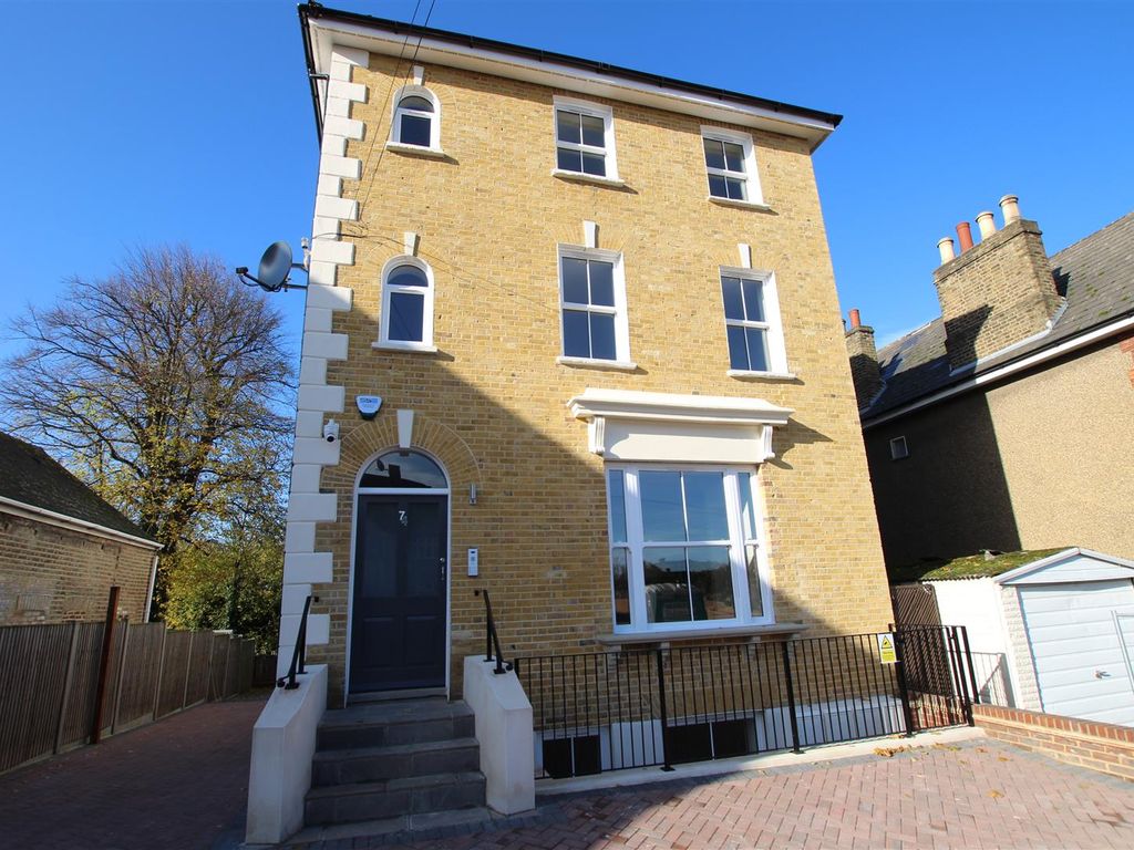 1 bed flat to rent in Station Road, Crayford, Kent DA1, £1,200 pcm Zoopla