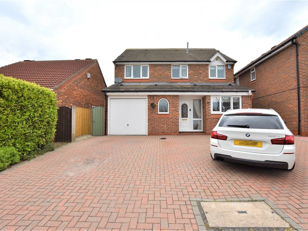 Kirkfield View, Leeds, West Yorkshire LS15  