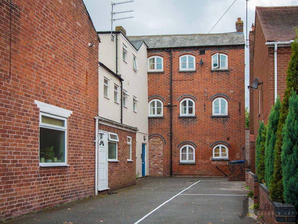 2 bed flat to rent in Alcester Road, Studley B80 Zoopla