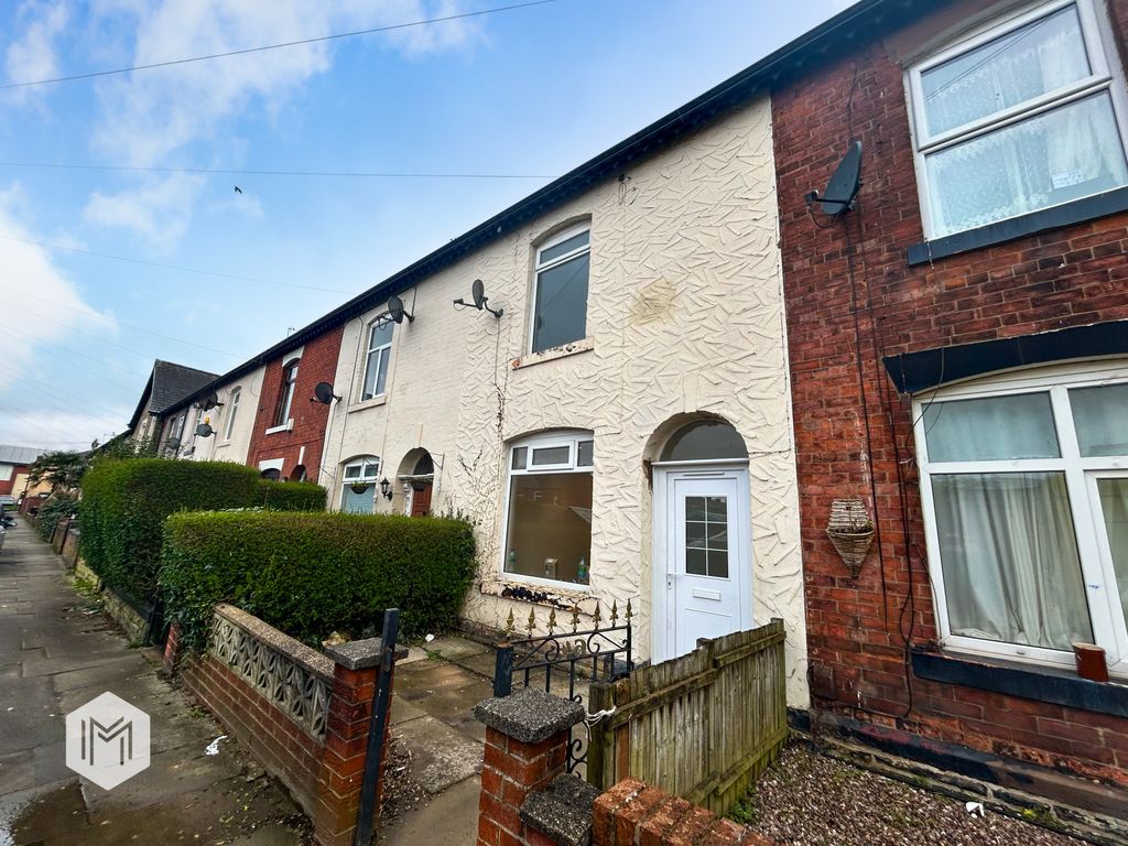 2 bed terraced house to rent in High Street, Heywood, Greater