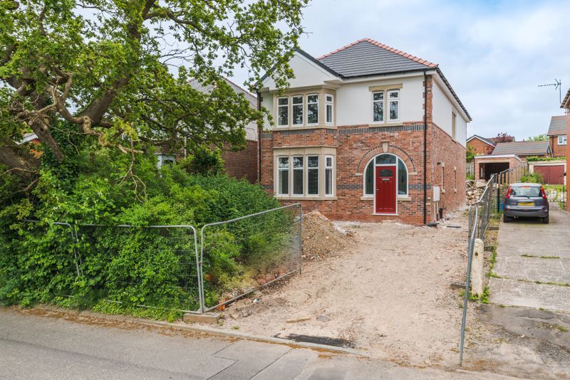 5 bed detached house for sale in Back Lane, ClaytonLeWoods, Chorley