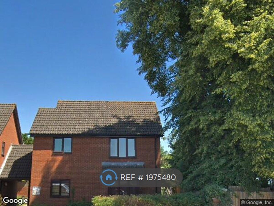 1 bed to rent in South View Gardens, Newbury RG14, £920 pcm