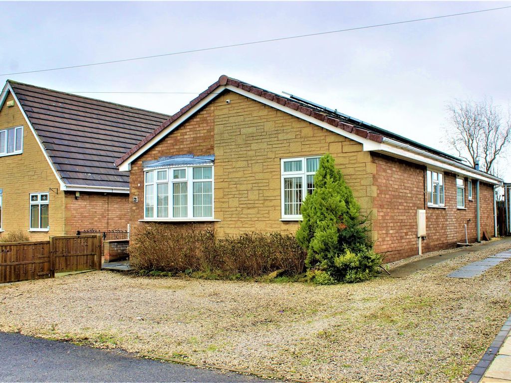 4 bed detached bungalow for sale in Ridgeway, Clowne, Chesterfield S43