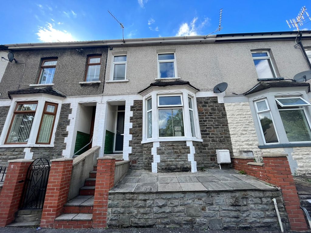 3 bed terraced house for sale in Gynor Avenue, Porth CF39 Zoopla