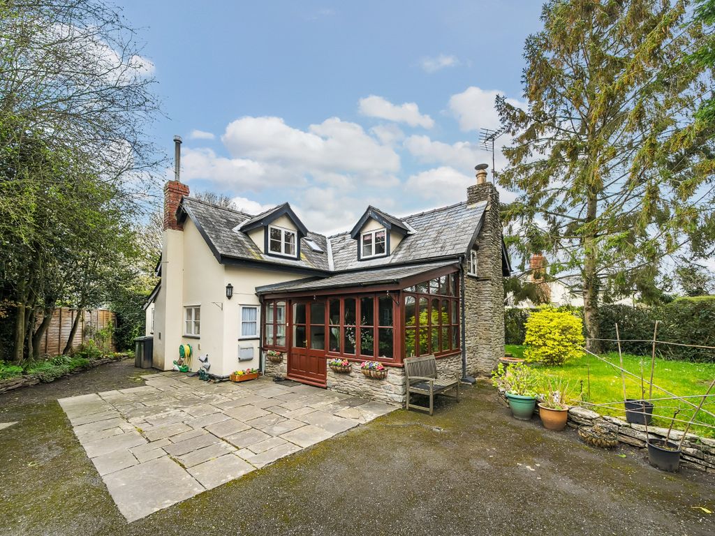 3 bed detached house for sale in Bearwood, Leominster, Herefordshire HR6, £560,000 Zoopla