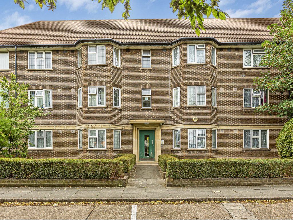 2 bed flat for sale in Great West Road, Hounslow TW5 Zoopla