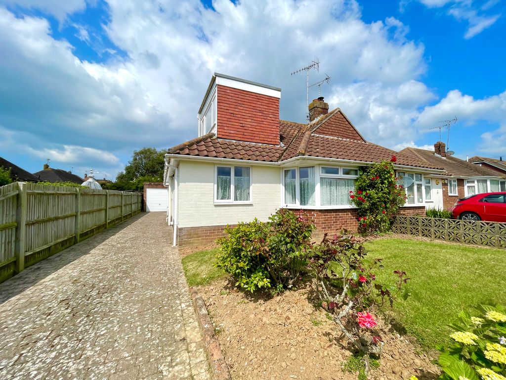 3 bed semidetached bungalow for sale in Manning Road, Littlehampton