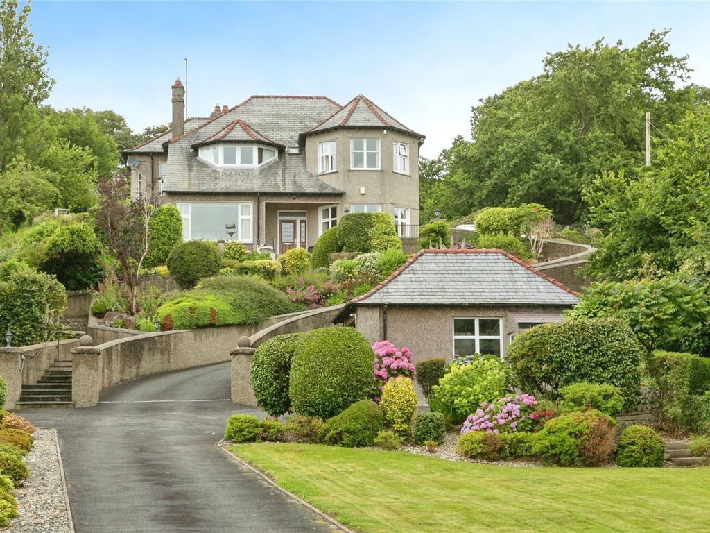 5 bed detached house for sale in Yr Ala, Pwllheli, Ala Road, Pwllheli