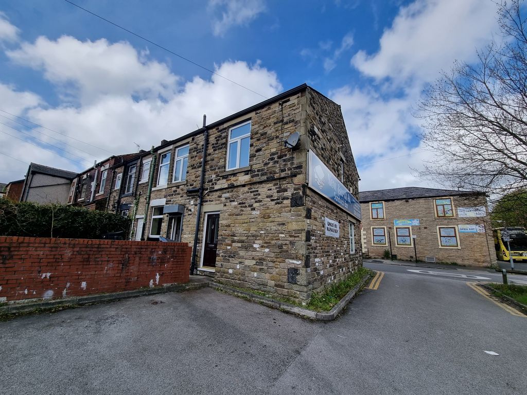 1 bed flat to rent in New Earth Street, Oldham OL4, £575 pcm Zoopla