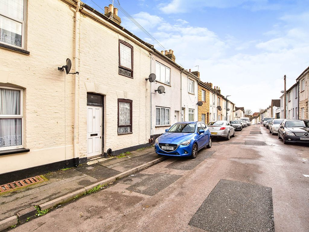 2 bed terraced house for sale in Hartington Street, Chatham, Kent ME4 Zoopla