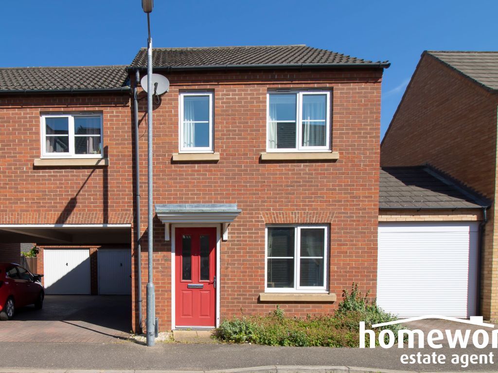 3 bed linkdetached house for sale in Swan Road, Dereham NR19 Zoopla