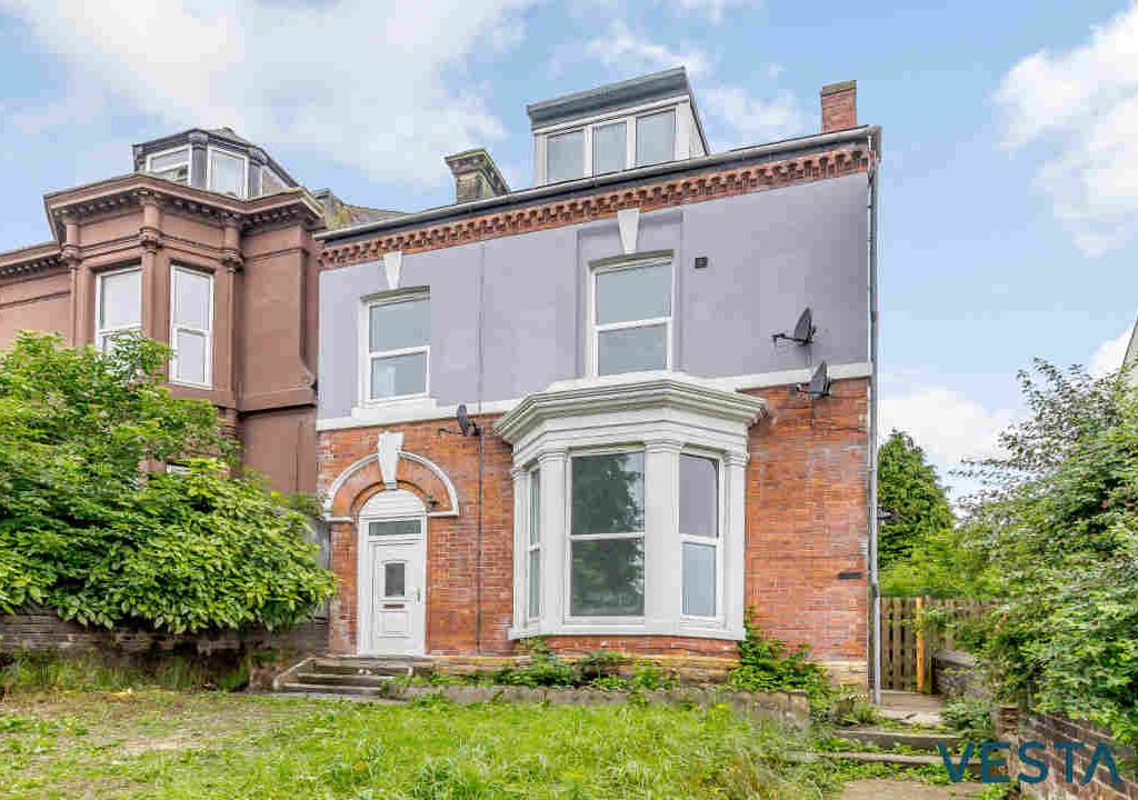 8 bed semidetached house for sale in Sheffield Road, Barnsley S70 Zoopla