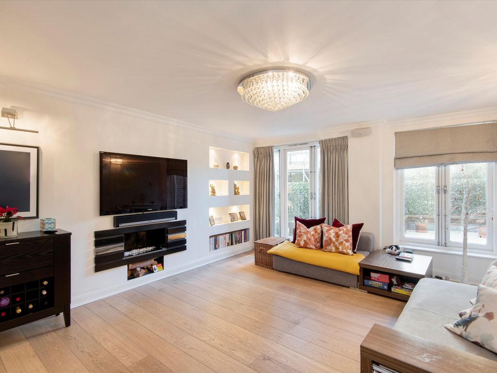 Ives Street, Chelsea, London SW3  