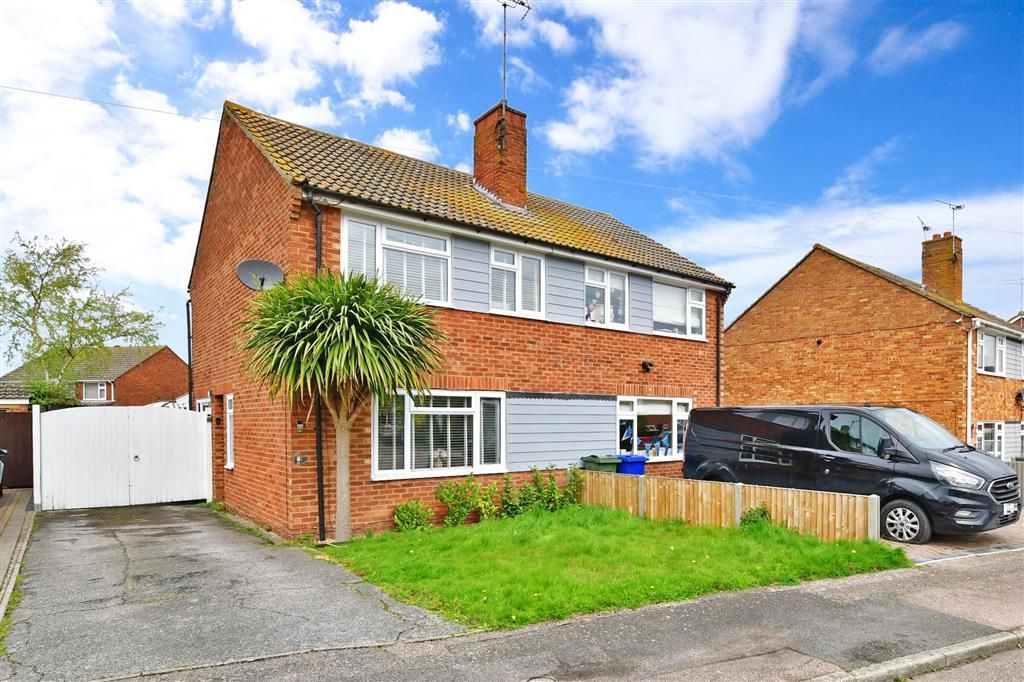 3 bed semidetached house for sale in Meadow Rise, Iwade, Sittingbourne, Kent ME9 Zoopla