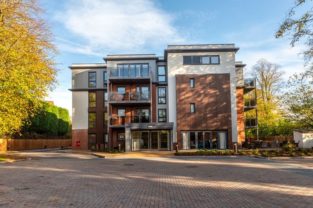 Hampton Lane, Solihull B91  