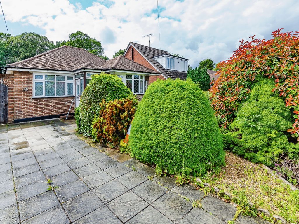 3 bed bungalow for sale in Old Tye Avenue, Biggin Hill, Westerham TN16